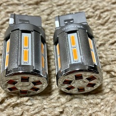 ヴァレンティ LEDウインカー球 アンバーの画像