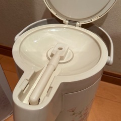 エアーポット　
卓上魔法瓶の画像