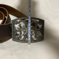 ①本革ベルトの画像