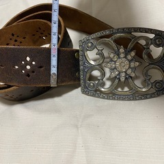 ①本革ベルトの画像