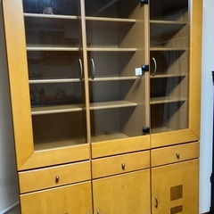 食器棚きれいです  横120×高さ190×奥行45