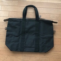 【オスカービアンキ】 折りたたみ可ボストンバッグ　クラッチバッグ付　軽量大容量の画像