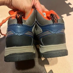 20センチ　トレッキングシューズの画像