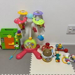 おもちゃ一式