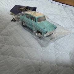 ハリーポッター 空飛ぶ車 キーホルダーの画像