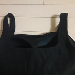 GUジーユー　カップ付きタンクトップ　黒の画像