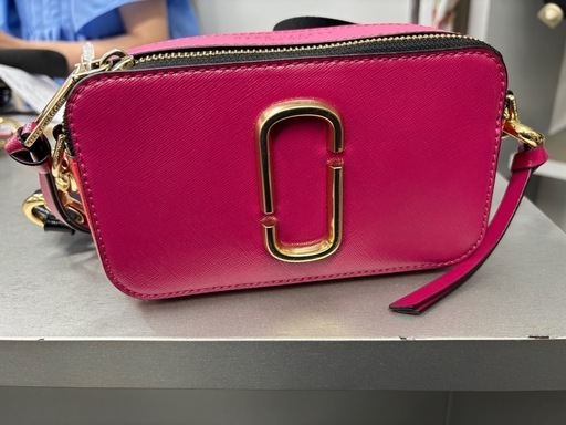 マークジェイコブ スリングバッグ