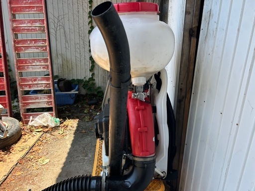 共立　背負式動力散布機　大容量26L 1KG剤対応 GKD6000 混合ガソリン 背負式　農薬　消毒 肥料 害虫駆除　除草　ブロワー　宮崎　簡易始動動画あり