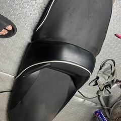 マジェスティC系のシート