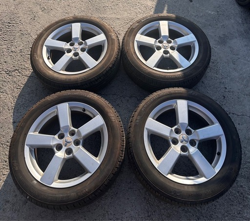 アウトランダー　純正ホイールタイヤセット　4本　タイヤサイズ225/55R18 タイヤ年式2022年