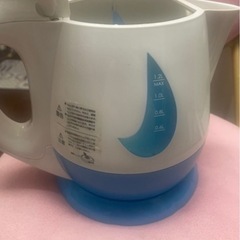 電気ケトル
の画像