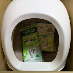 未使用猫トイレセット＋未使用砂の画像