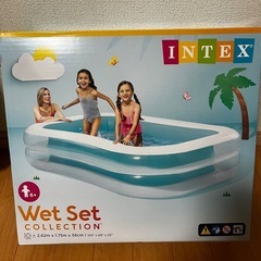 新品未開封✨INTEX大型プールの画像