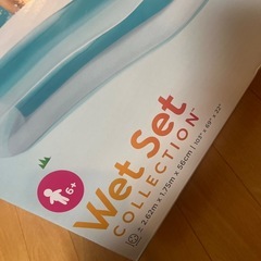 新品未開封✨INTEX大型プールの画像