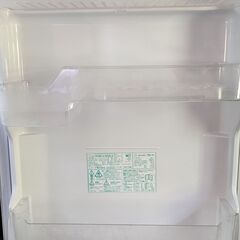 冷蔵庫（SHARP　SJ-W352C-N）の画像