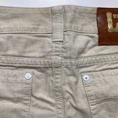 Lee レディース　白デニムショートパンツの画像