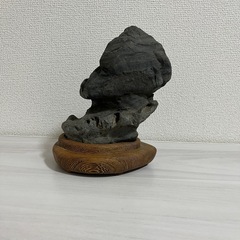 //値下げ可能//【水石】台座付きの画像