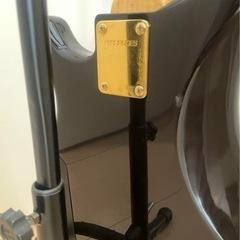 ショートスケール 4弦ベース FERNANDESの画像