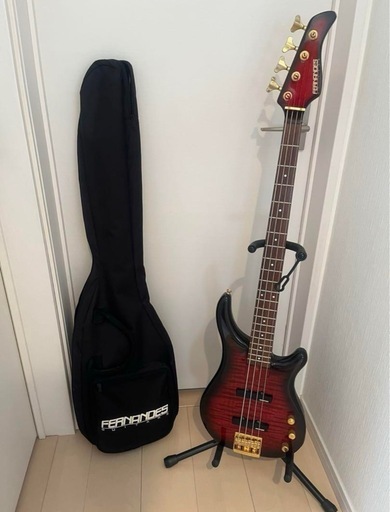 ショートスケール 4弦ベース FERNANDES