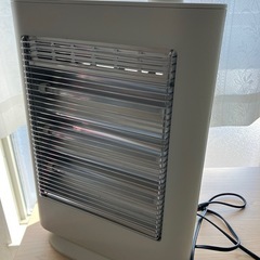 DST-1630 スチーム機能付 電気ストーブ