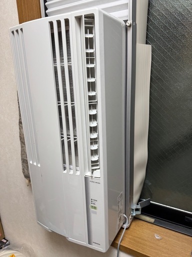 コロナ　窓枠クーラー CW-16A3