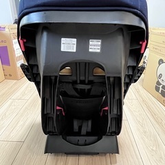 コンビ（Combi）チャイルドカーシートの画像