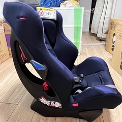 コンビ（Combi）チャイルドカーシートの画像