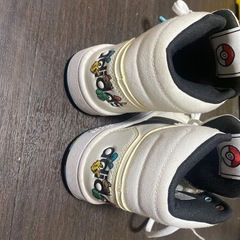 ポケモンadidas限定品スニーカーの画像