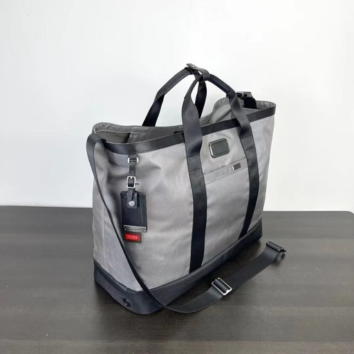 新品未使用  新発売 TUMI 2203152D3 キャリーオール・トート ALPHA3グレー