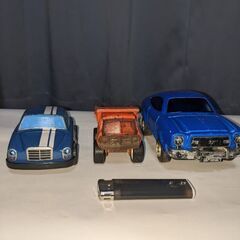 ブリキのミニカー3個、ジャンク品