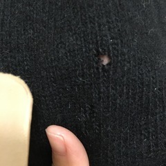 黒ハイネックセーター　　難ありの画像