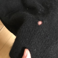 黒ハイネックセーター　　難ありの画像