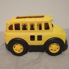 車のおもちゃの画像