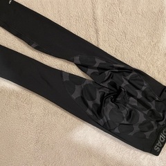 adidasレディースタイツ、レギンスの画像