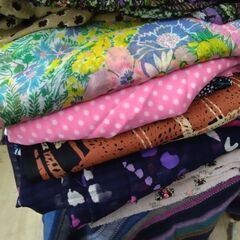 未使用　高級　布地　洋服　端切れ　レトロ　全部まとめての画像