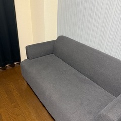 ソファ3人の画像