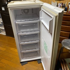 三菱冷凍庫121L(ジャンク品)の画像