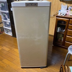 三菱冷凍庫121L(ジャンク品)