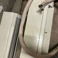 エアコン＋室外機　２セットの画像
