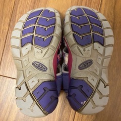 keen サンダル　16cm
の画像