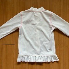 ラッシュガード　120㎝の画像