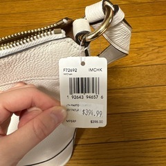 COACH ホワイトレザー ショルダーバッグ（新品未使用）の画像