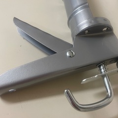 新品未使用コーキングガン シルバー 標準サイズ  接着剤 DIYの画像