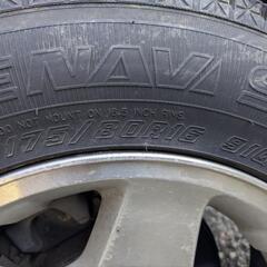 175/80R/16 ジムニーJB23 スタッドレスタイヤの画像