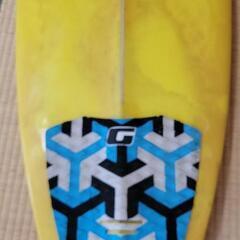 江戸川区葛西または千葉県御宿海岸で手渡し限定ハーレムサーフボードの画像