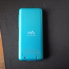 SONY　デジタルミュージックプレーヤー＆ワイヤレスヘッドフォンの画像