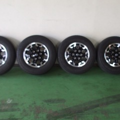 キャラバン E26 純正アルミホイール