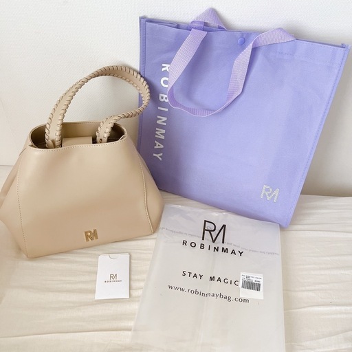 日本完全未発売!未使用 ROBINMAY 台湾 ロビンメイ (うさ) 横浜の