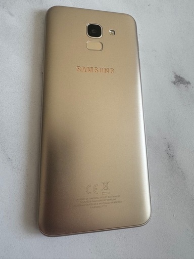 携帯アクセサリー SUMSANG GALAXY J6 great condition