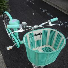 中古子供自転車３６１４　前後タイヤ新品！　２２インチ　６段ギヤ　LEDダイナモライト　 身長１２３㎝前後の画像